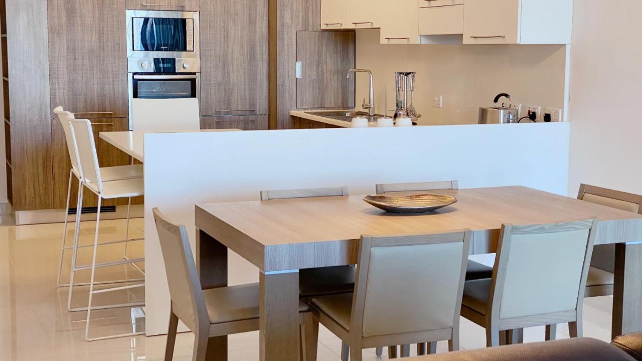 Appartamento Let Me Host Malta Sliema Sea front Esterno foto
