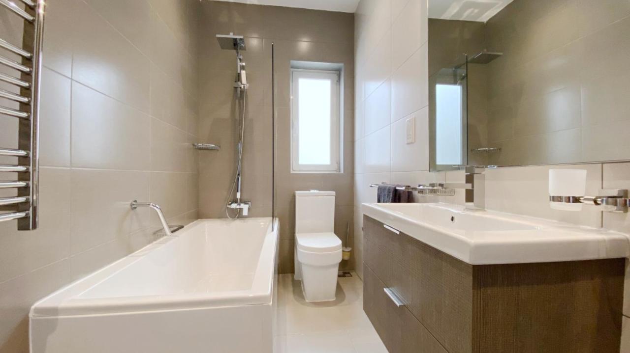 Appartamento Let Me Host Malta Sliema Sea front Esterno foto