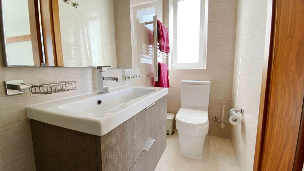 Appartamento Let Me Host Malta Sliema Sea front Esterno foto
